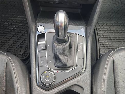 Used 2018 Volkswagen Tiguan S AWD/4WD image 12