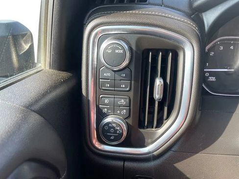 Used 2021 GMC Sierra 3500 SLT AWD/4WD image 31