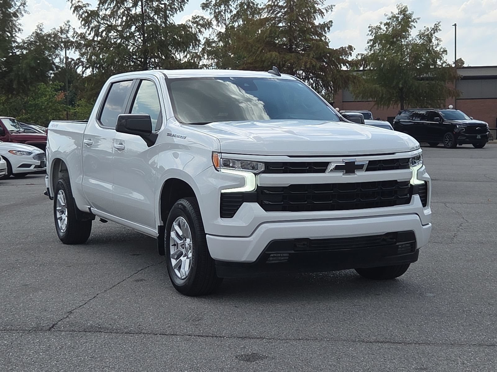 Used 2026 Chevrolet Silverado 1500 RST AWD/4WD image 1