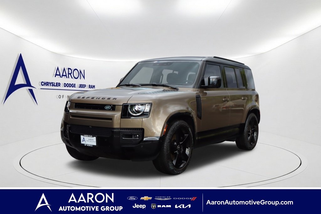 Used 2025 Land Rover Defender 110 X-Dynamic SE AWD/4WD image 1