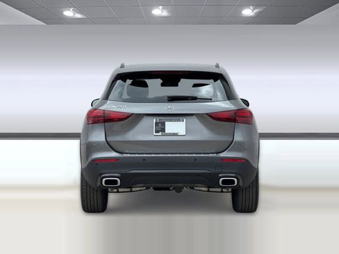 New 2026 Mercedes-Benz GLA 250 GLA 250 image 9