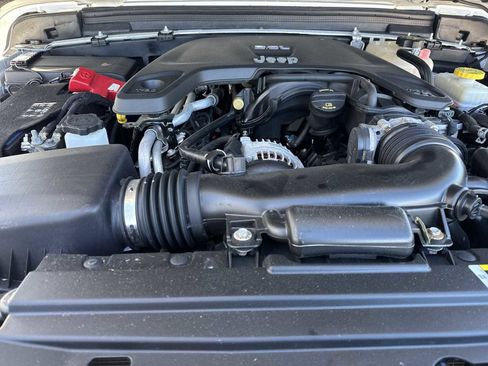 Used 2019 Jeep Wrangler Unlimited Rubicon image 14