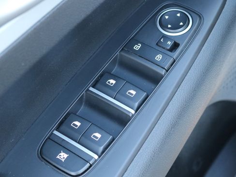 Used 2023 Kia Forte LXS image 13