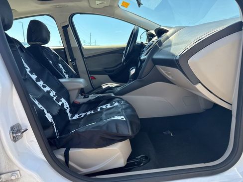 Used 2014 Ford Focus SE image 10
