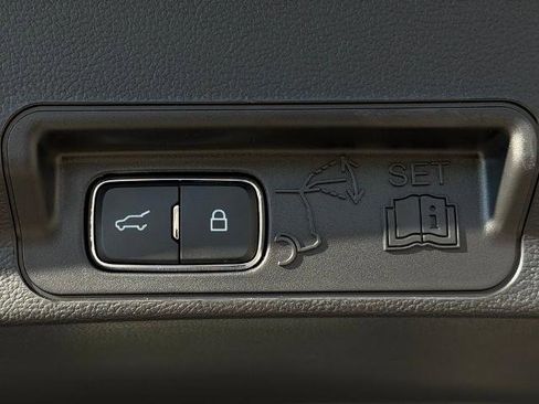 New 2026 Ford Explorer Active w/ Active Comfort Package image 28