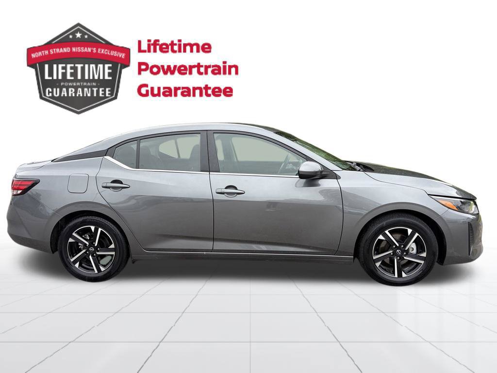Used 2025 Nissan Sentra SV FWD image 7