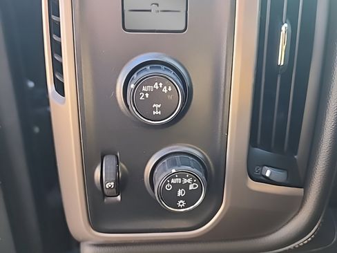 Used 2017 GMC Sierra 1500 Denali w/ Denali Ultimate Package image 18