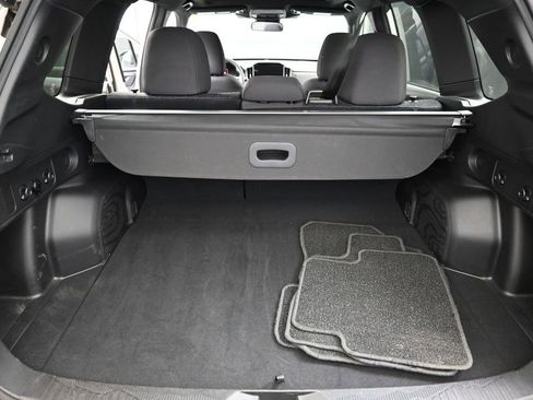 Certified 2025 Subaru Forester Premium AWD/4WD image 19