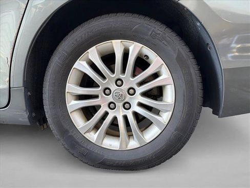 Used 2011 Toyota Sienna XLE w/ Premium Pkg FWD image 9