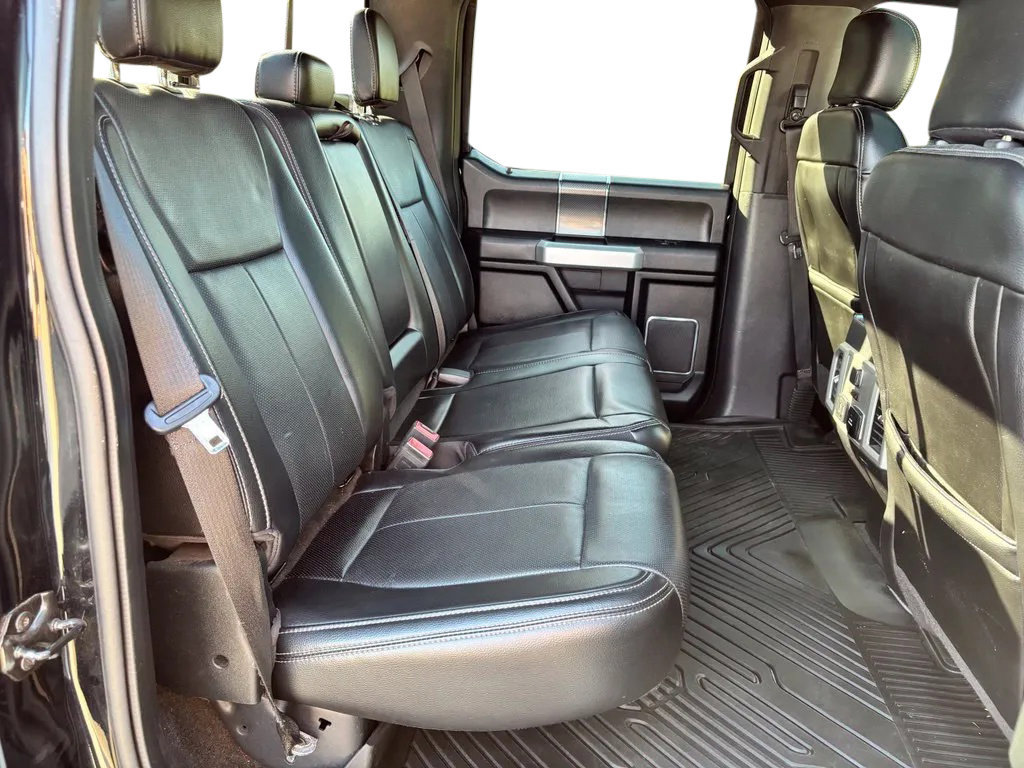 Used 2018 Ford F150 Lariat w/ Equipment Group 502A Luxury AWD/4WD image 30