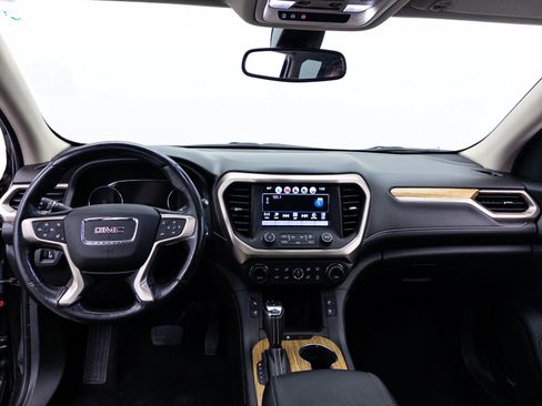 Used 2017 GMC Acadia Denali w/ Technology Package AWD/4WD image 22