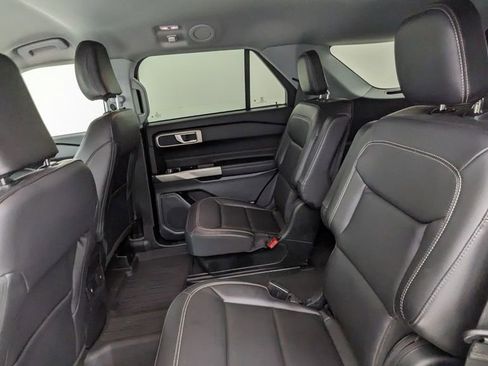 Certified 2023 Ford Explorer XLT w/ Equipment Group 202A AWD/4WD image 36