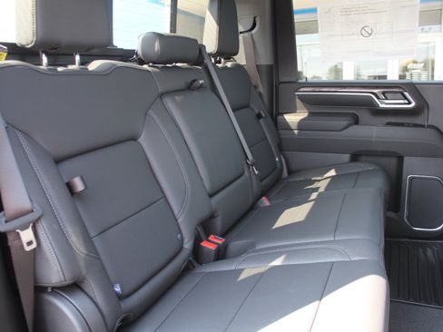 New 2026 Chevrolet Silverado 2500 LTZ w/ LTZ Premium Package AWD/4WD image 22