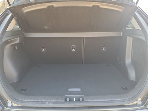 Used 2023 Hyundai Kona Limited image 16