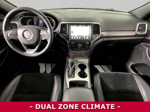 Used 2018 Jeep Grand Cherokee Altitude AWD/4WD image 7