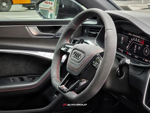 Used 2021 Audi RS 7 Sportback AWD/4WD image 19