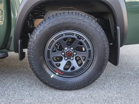 New 2026 Nissan Frontier Pro-X w/ Pro-X Convenience Package image 10