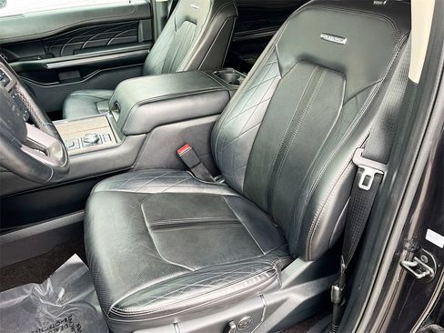 Used 2021 Ford Expedition Platinum image 20