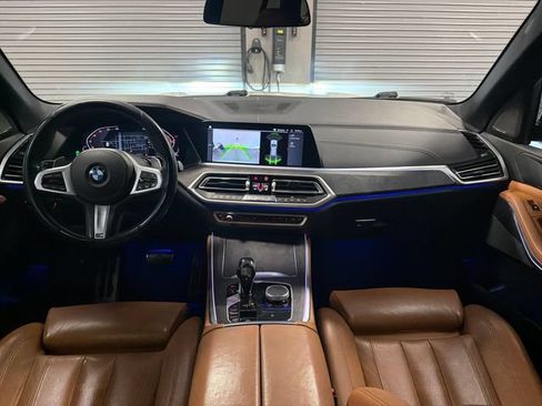 Used 2021 BMW X5 sDrive40i w/ M Sport Package RWD image 12