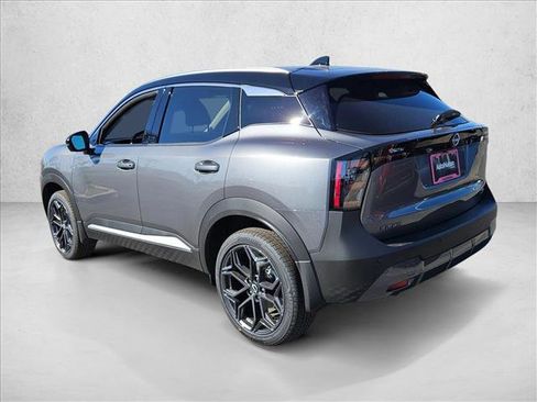 New 2026 Nissan Kicks SR FWD image 8