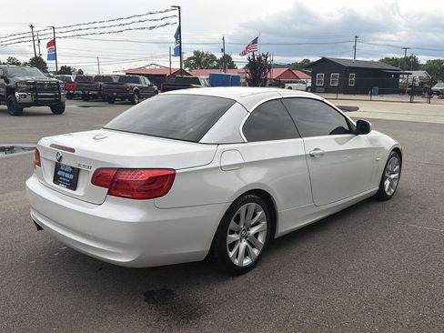Used 2013 BMW 328i Convertible RWD image 4