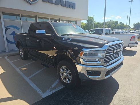 Used 2022 RAM 2500 Laramie AWD/4WD image 3