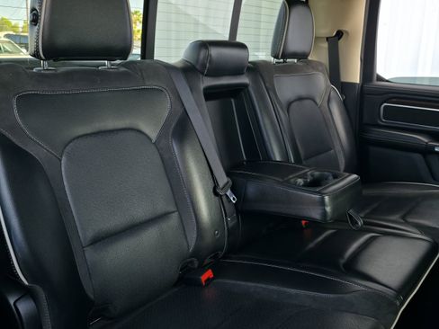 Used 2021 RAM 1500 Laramie image 31