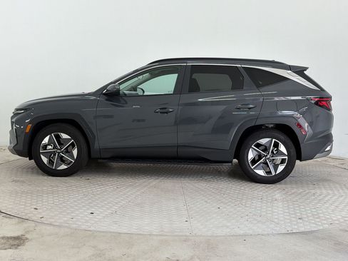 Used 2026 Hyundai Tucson SEL FWD image 2