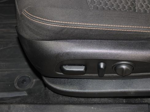 Used 2018 GMC Terrain SLE w/ Driver Convenience Package FWD image 13