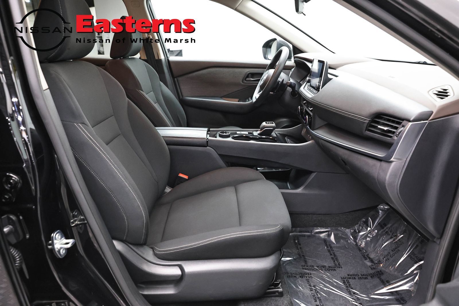 Used 2023 Nissan Rogue S AWD/4WD image 24