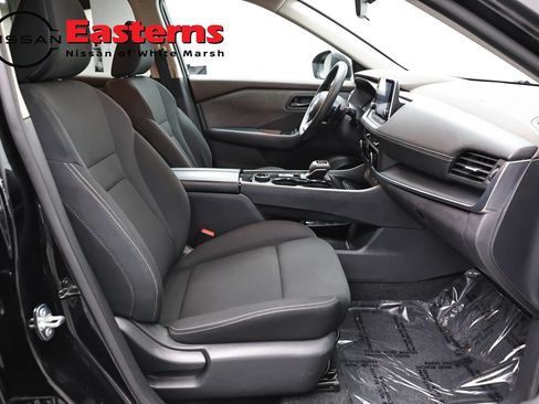 Used 2023 Nissan Rogue S AWD/4WD image 24