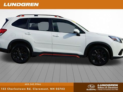 Used 2023 Subaru Forester Sport image 2