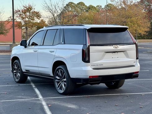 Certified 2023 Cadillac Escalade Sport w/ Touring Package image 5