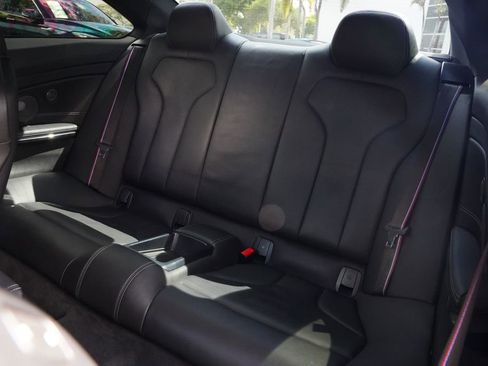 Used 2018 BMW M4 Coupe RWD image 18