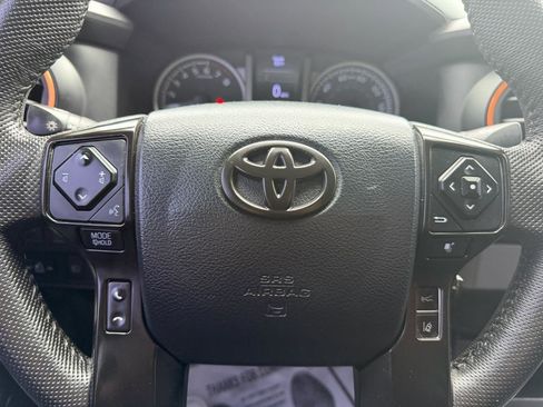 Used 2020 Toyota Tacoma SR5 image 36