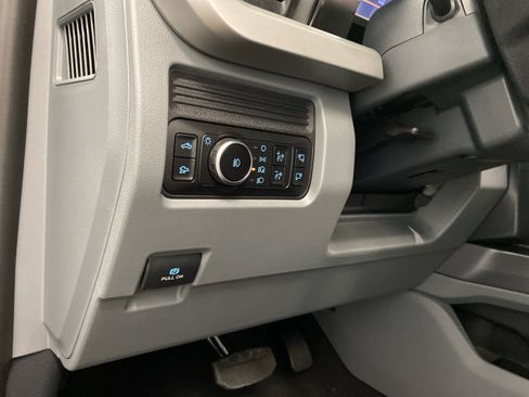 New 2026 Ford F350 XLT w/ XLT Premium Package AWD/4WD image 18