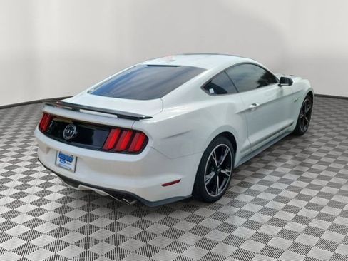 Used 2016 Ford Mustang GT Premium RWD image 6