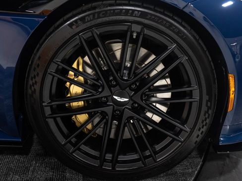 Used 2024 Aston Martin DB12 Convertible image 35