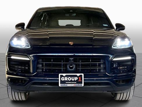 Used 2020 Porsche Cayenne S image 3