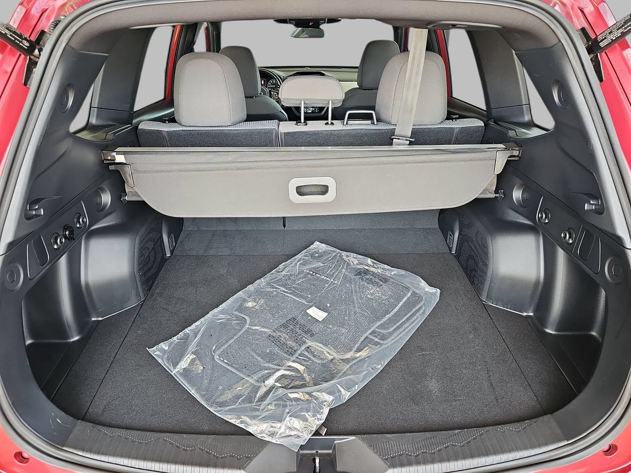 Certified 2025 Subaru Forester Premium AWD/4WD image 15