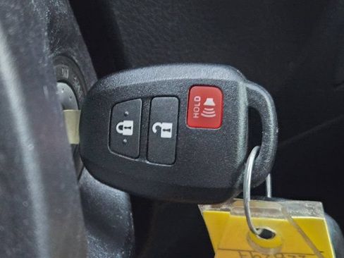Used 2021 Toyota 4Runner SR5 RWD image 20