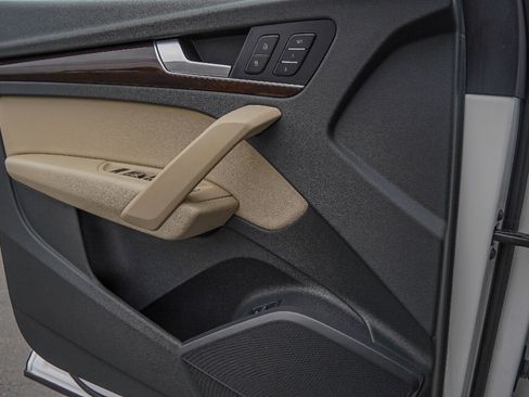 Used 2018 Audi Q5 2.0T Premium Plus image 22