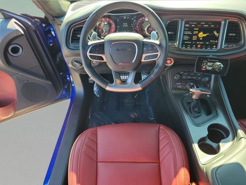 Used 2022 Dodge Challenger SRT Hellcat image 10