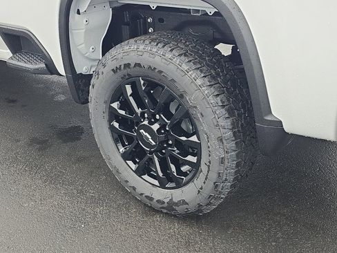 New 2026 Chevrolet Silverado 2500 LT w/ Trail Boss Package image 10