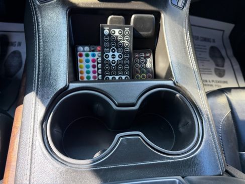 Used 2020 Chevrolet Suburban LT image 49