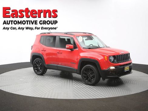 Used 2018 Jeep Renegade Altitude AWD/4WD image 49
