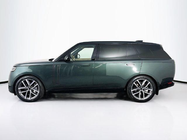 New 2026 Land Rover Range Rover Long Wheelbase SE AWD/4WD image 8