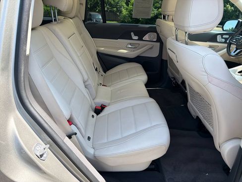 Used 2020 Mercedes-Benz GLS 450 4MATIC image 15