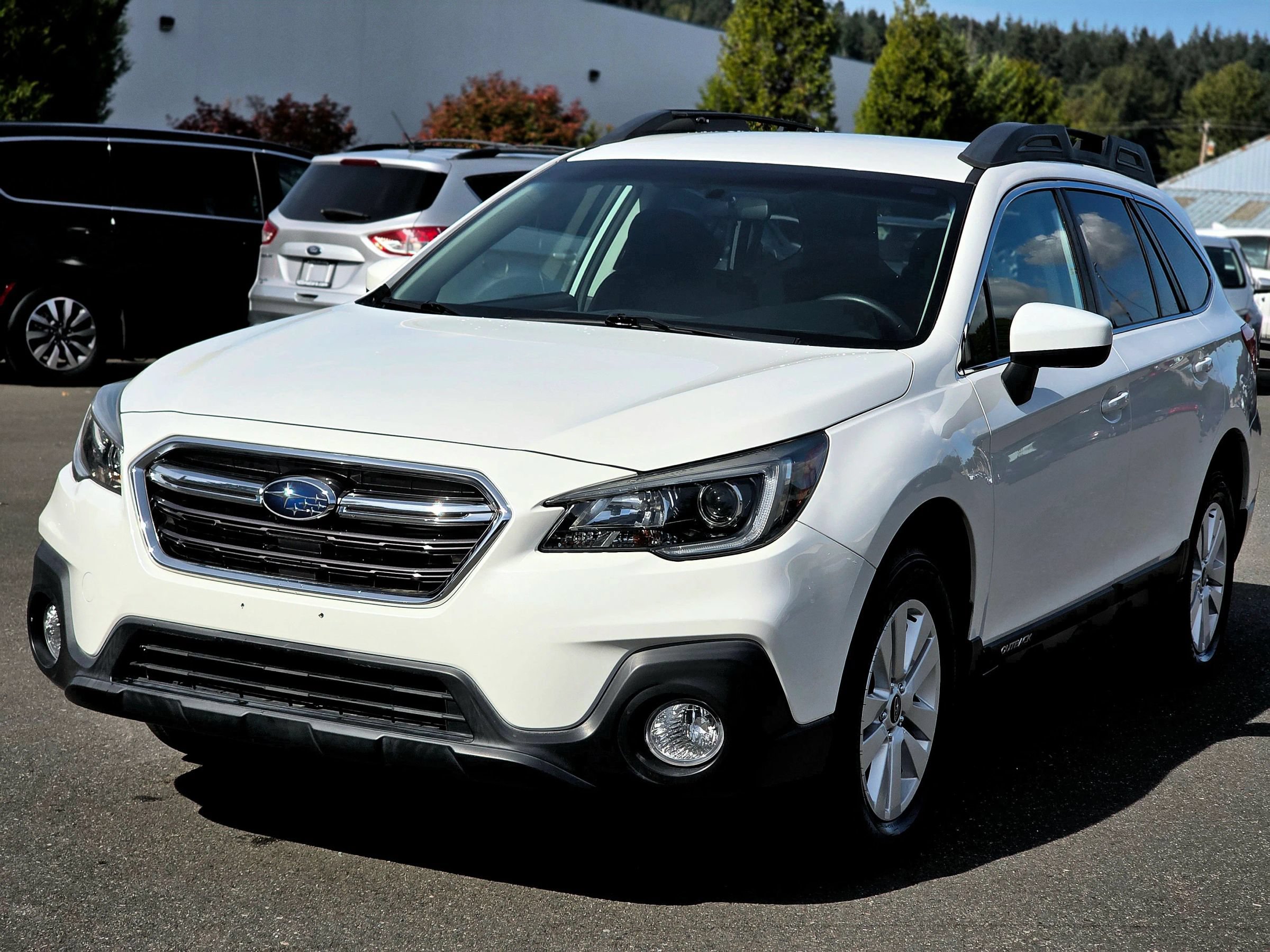 Used 2018 Subaru Outback 2.5i Premium AWD/4WD image 4