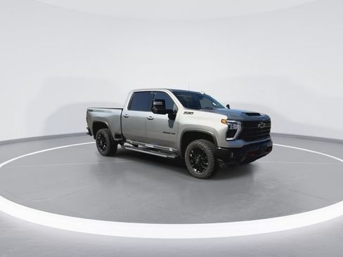 Used 2025 Chevrolet Silverado 2500 LTZ w/ LTZ Plus Package AWD/4WD image 5